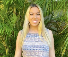 Catholic Speaker Lizzie Reezay